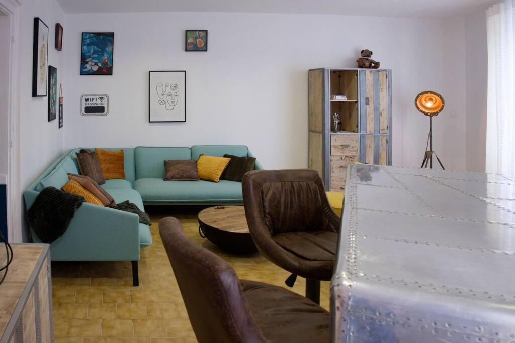 La Thoresienne Thoree-les-Pins Extérieur photo