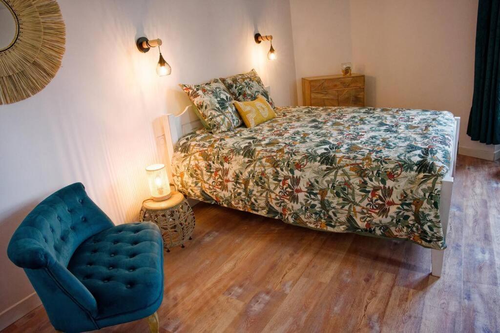 La Thoresienne Thoree-les-Pins Extérieur photo